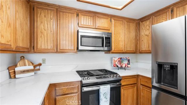 26863 Claudette 125, Canyon Country, CA 91351