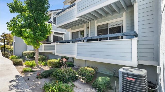 26863 Claudette 125, Canyon Country, CA 91351