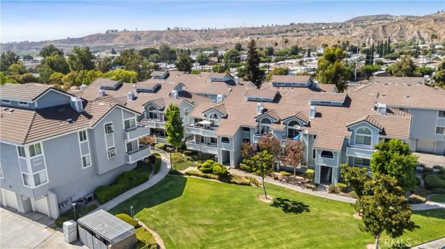 26863 Claudette 125, Canyon Country, CA 91351