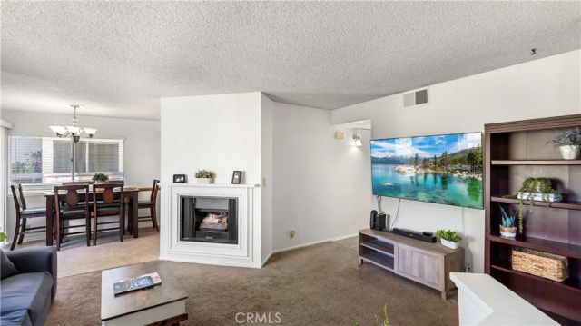 26863 Claudette 125, Canyon Country, CA 91351