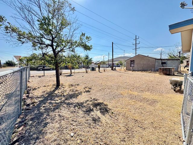 1209 E Gallego, Alpine, TX 79830