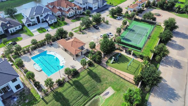 13431 Preston Cliff Court, Houston, TX 77077