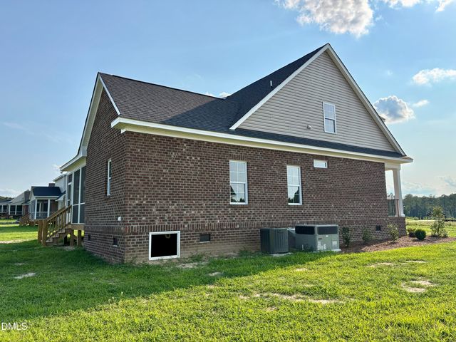7615 Sweetwater Drive, Nashville, NC 27856