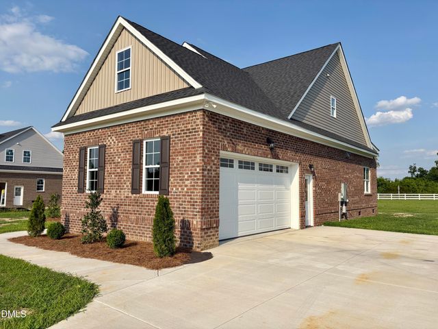 7615 Sweetwater Drive, Nashville, NC 27856