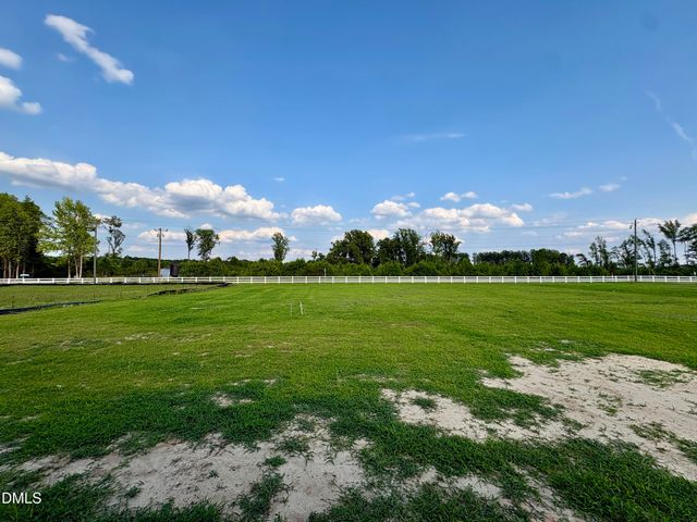 7615 Sweetwater Drive, Nashville, NC 27856