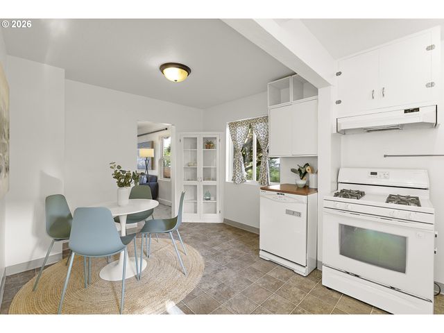 3310 O St, Vancouver, WA 98663