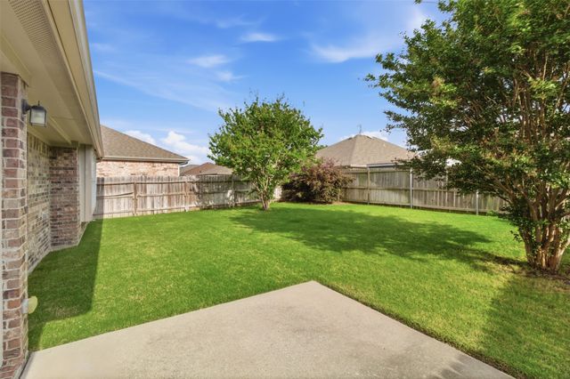 924 Bowie Drive, Lavon, TX 75166