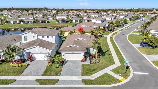 13431 E Amber Waves Avenue, Delray Beach, FL 33484