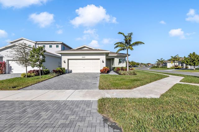 13431 E Amber Waves Avenue, Delray Beach, FL 33484