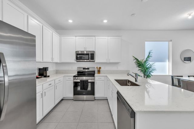 13431 E Amber Waves Avenue, Delray Beach, FL 33484