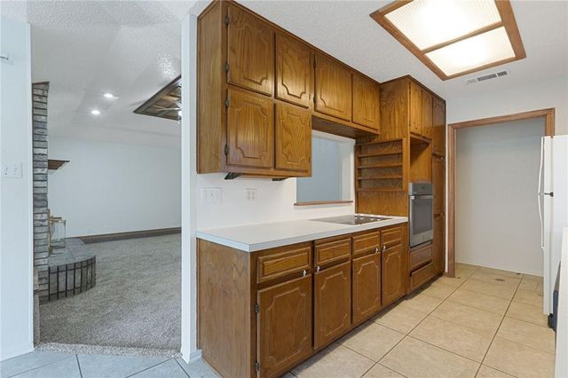 2211 Phyllis DR, Copperas Cove, TX 76522