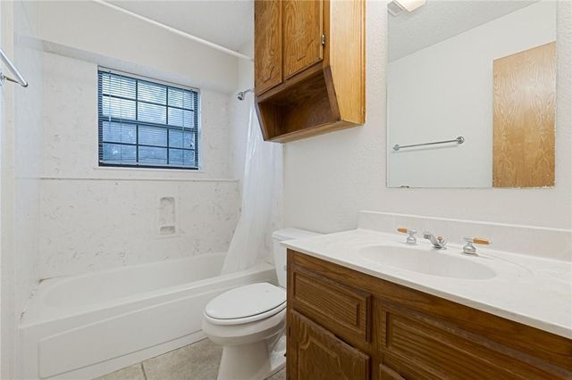 2211 Phyllis DR, Copperas Cove, TX 76522