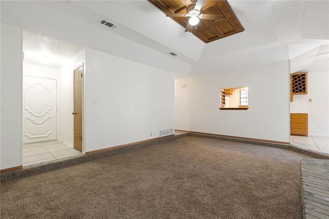 2211 Phyllis DR, Copperas Cove, TX 76522