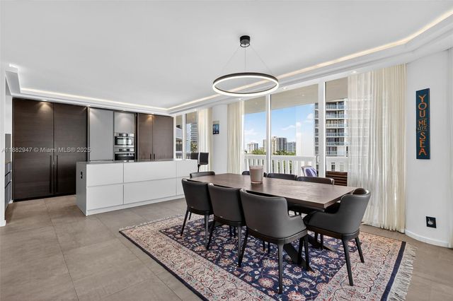 3000 Island Blvd 906, Aventura, FL 33160