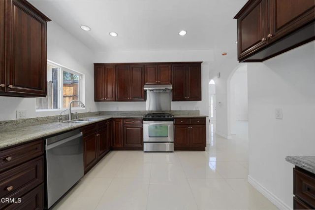6164 Mesa Avenue, Los Angeles, CA 90042