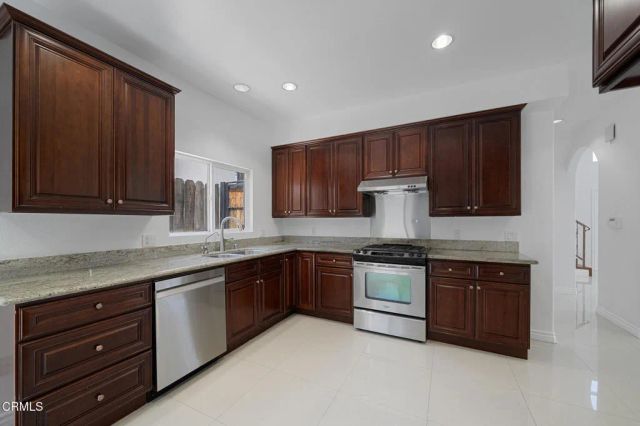 6164 Mesa Avenue, Los Angeles, CA 90042
