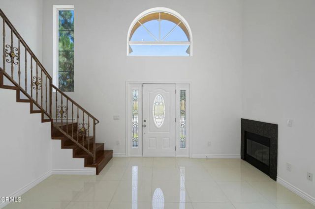 6164 Mesa Avenue, Los Angeles, CA 90042