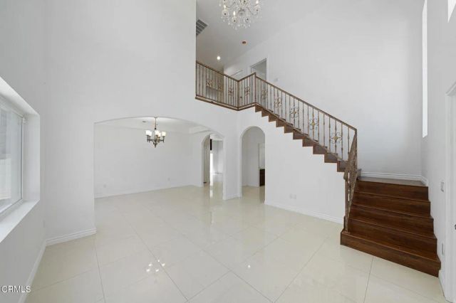 6164 Mesa Avenue, Los Angeles, CA 90042