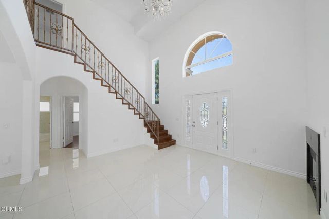 6164 Mesa Avenue, Los Angeles, CA 90042