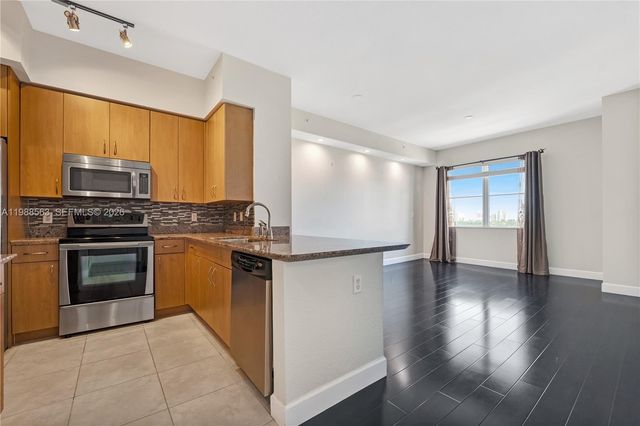 1830 Radius Dr 1125, Hollywood, FL 33020