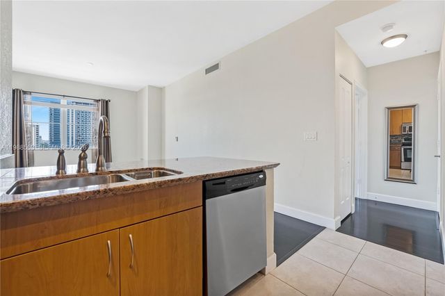 1830 Radius Dr 1125, Hollywood, FL 33020