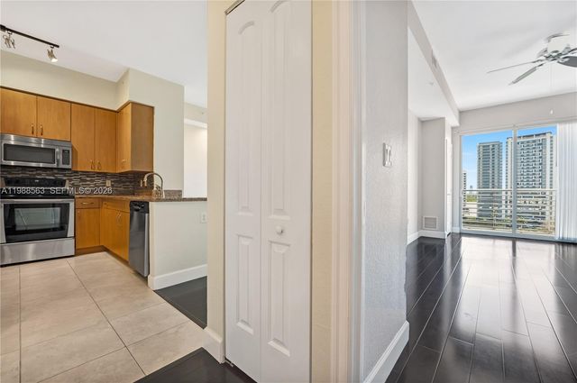 1830 Radius Dr 1125, Hollywood, FL 33020