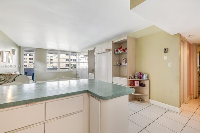 100 Lincoln Rd 502, Miami Beach, FL 33139