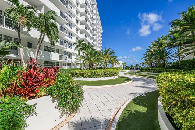 100 Lincoln Rd 502, Miami Beach, FL 33139
