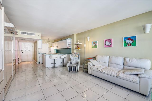 100 Lincoln Rd 502, Miami Beach, FL 33139