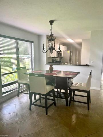 1220 Commonwealth CIR M-106, Naples, FL 34116