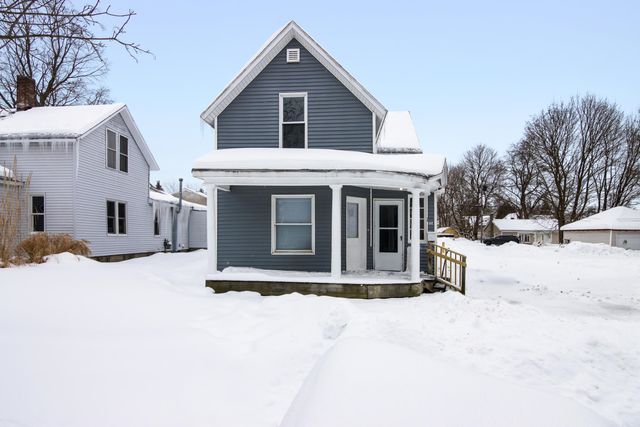 218 E River Street, Cadillac, MI 49601