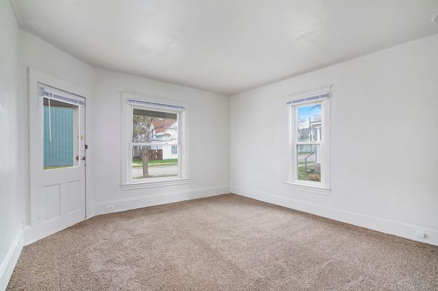 218 E River Street, Cadillac, MI 49601