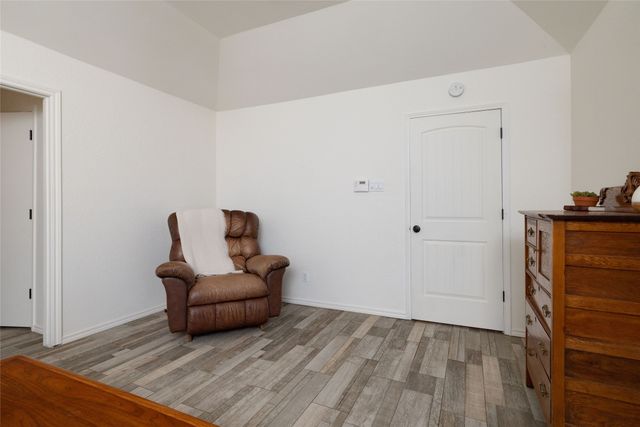 413 W Park Avenue, Weatherford, TX 76086