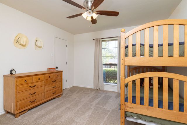 413 W Park Avenue, Weatherford, TX 76086