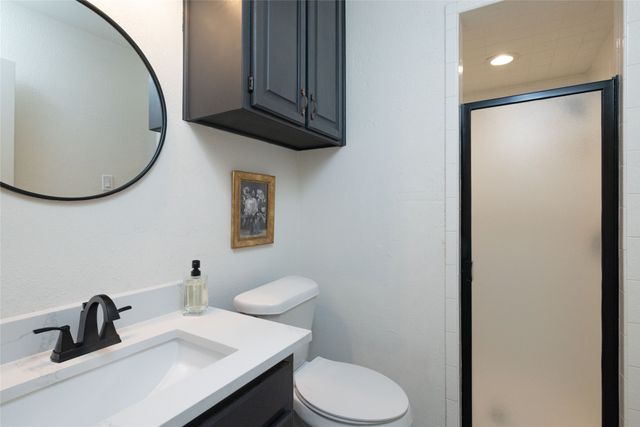 413 W Park Avenue, Weatherford, TX 76086