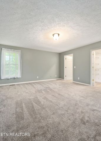 1760 Heathrow Drive, Cookeville, TN 38506
