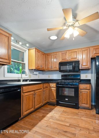 1760 Heathrow Drive, Cookeville, TN 38506