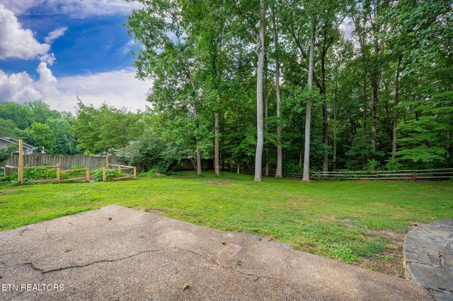 1760 Heathrow Drive, Cookeville, TN 38506
