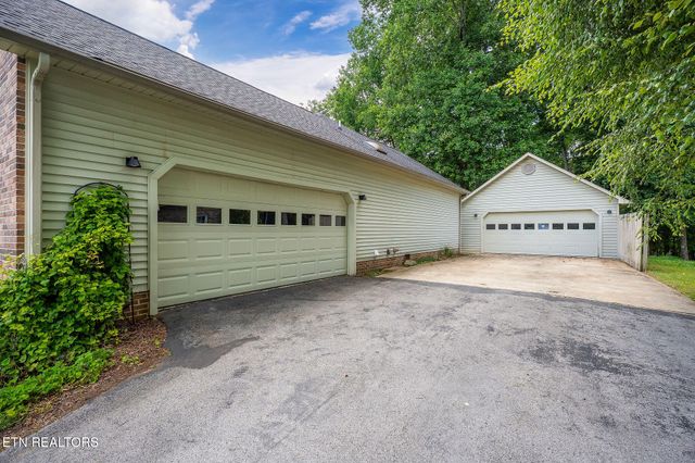 1760 Heathrow Drive, Cookeville, TN 38506