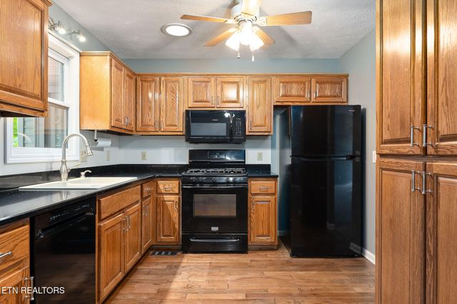 1760 Heathrow Drive, Cookeville, TN 38506