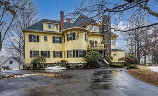 889 South St Ste 4, Portsmouth, NH 03801