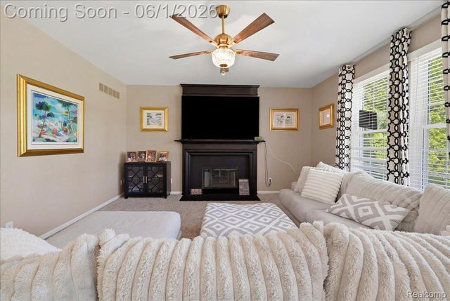48606 Greenwich Circle, Canton Charter Township, MI 48188