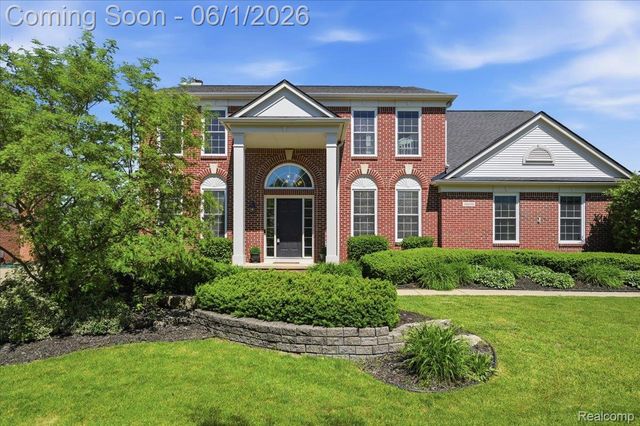 48606 Greenwich Circle, Canton Charter Township, MI 48188