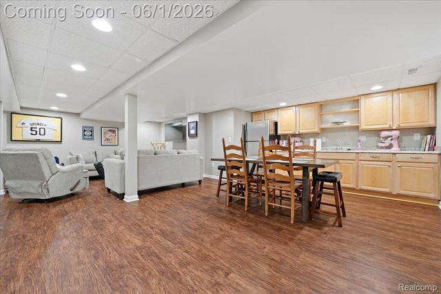 48606 Greenwich Circle, Canton Charter Township, MI 48188