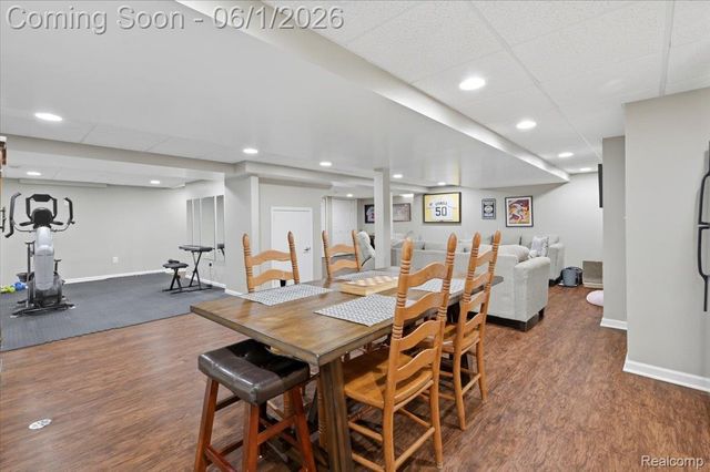 48606 Greenwich Circle, Canton Charter Township, MI 48188