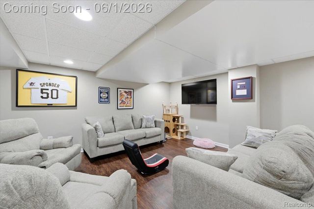 48606 Greenwich Circle, Canton Charter Township, MI 48188