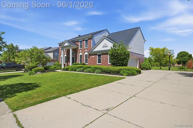48606 Greenwich Circle, Canton Charter Township, MI 48188