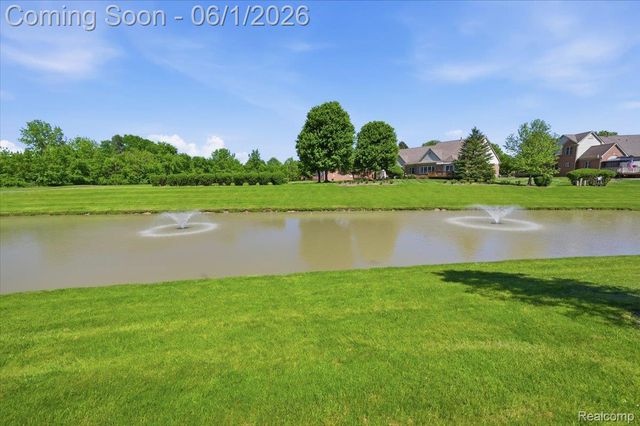 48606 Greenwich Circle, Canton Charter Township, MI 48188