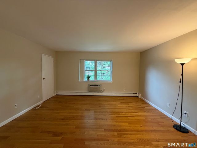 1070 New Haven Avenue 70, Milford, CT 06460