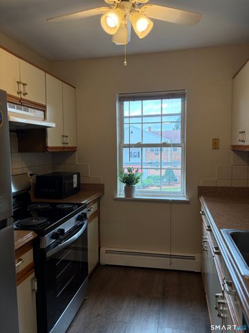 1070 New Haven Avenue 70, Milford, CT 06460